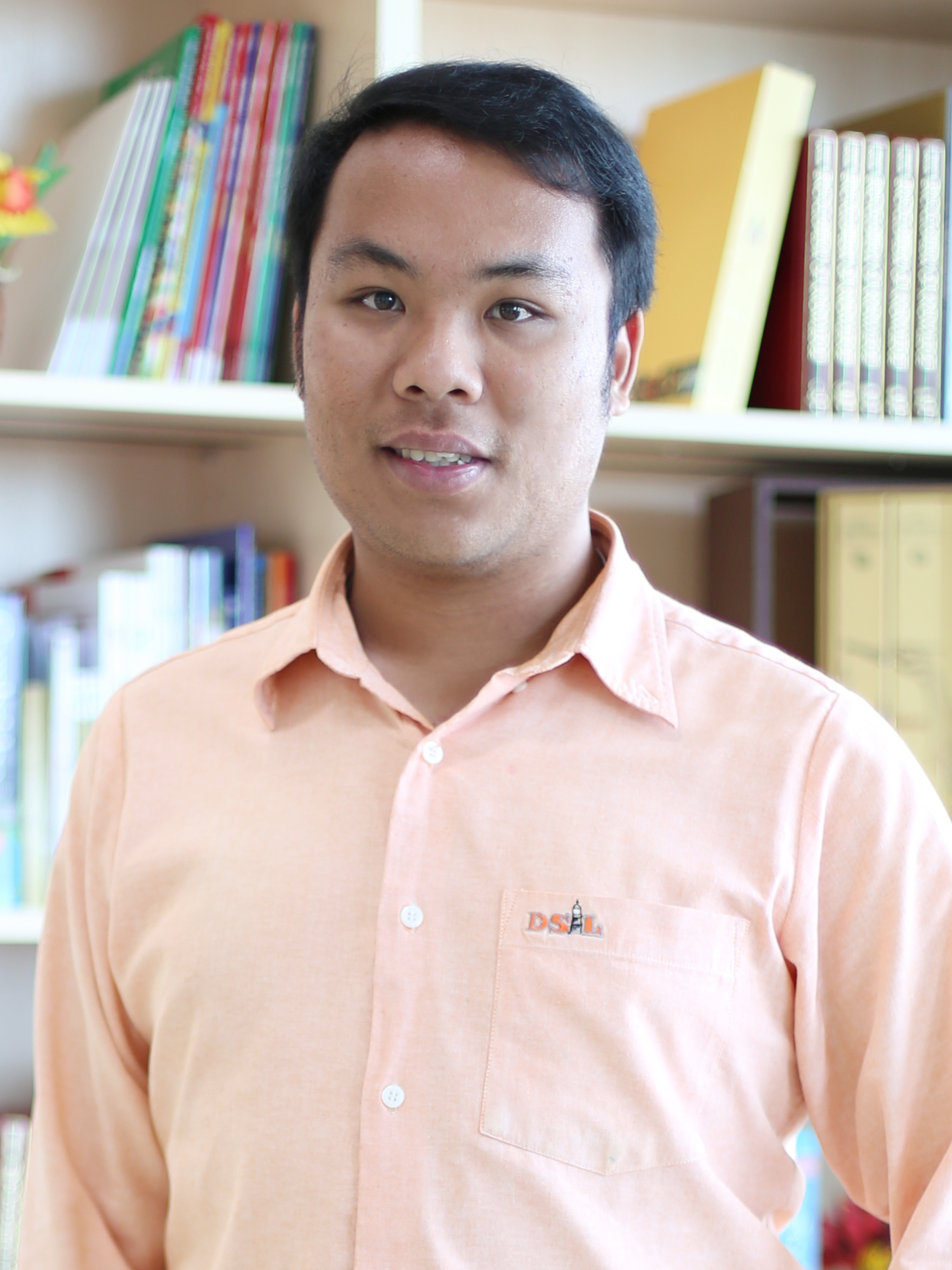 นายณรงศักดิ์ ยลประเวส